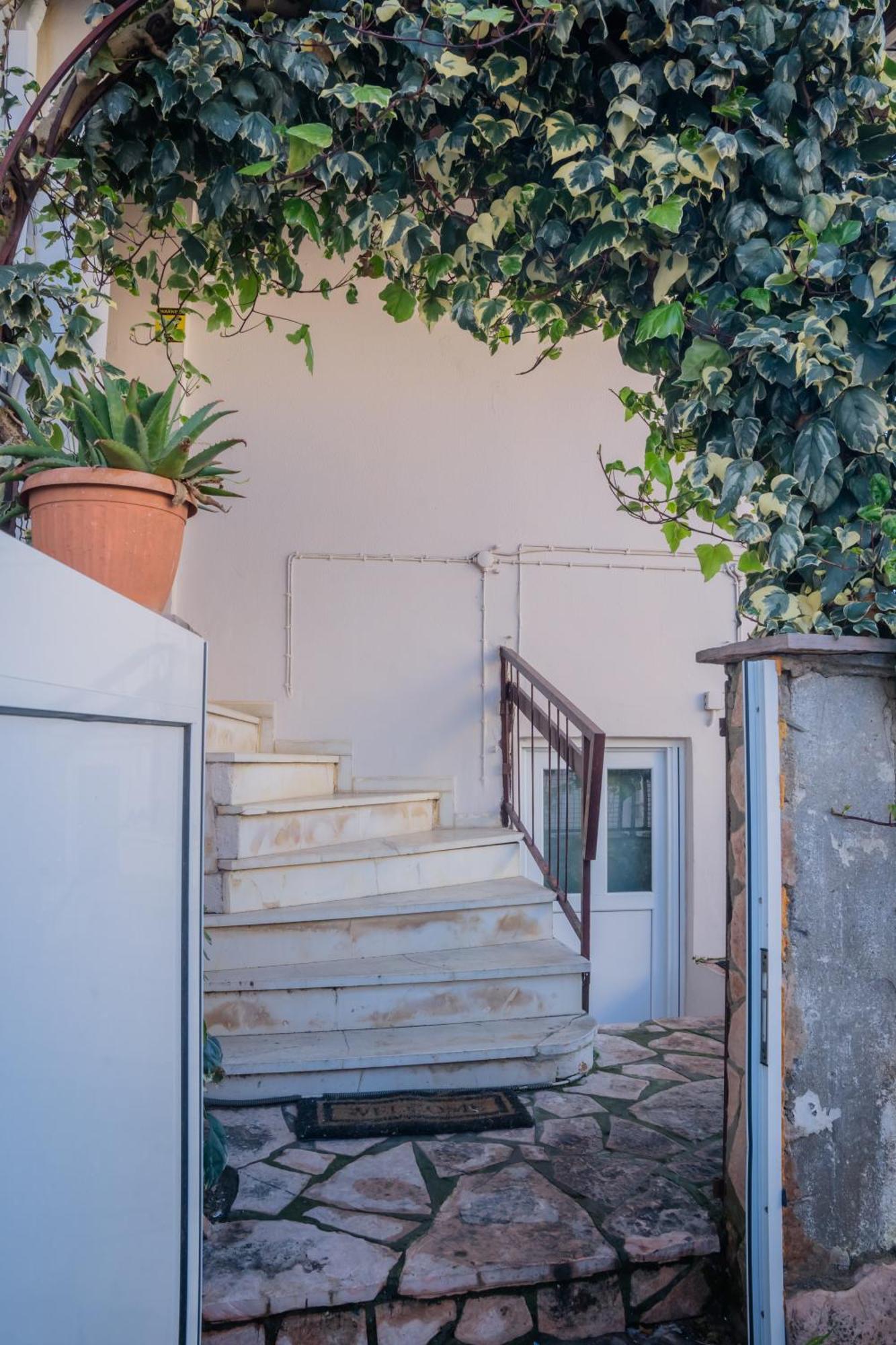 Oliana'S Luxury House Apartment Mantouki Exterior photo